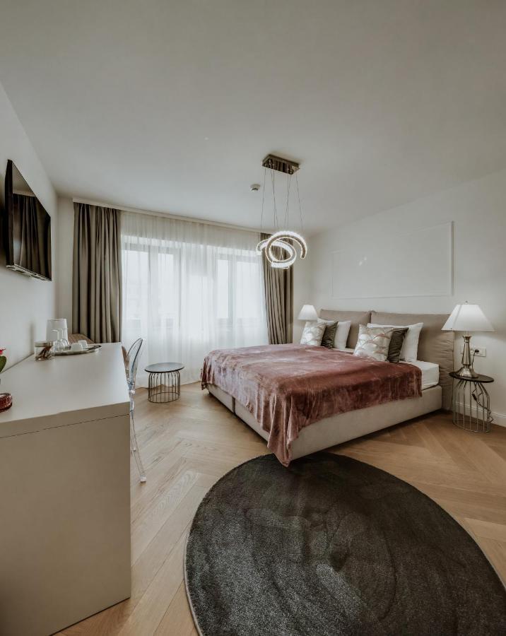 Lavilla Osijek Ngoại thất bức ảnh