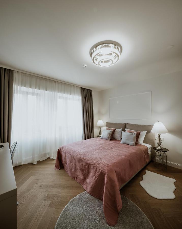 Lavilla Osijek Ngoại thất bức ảnh