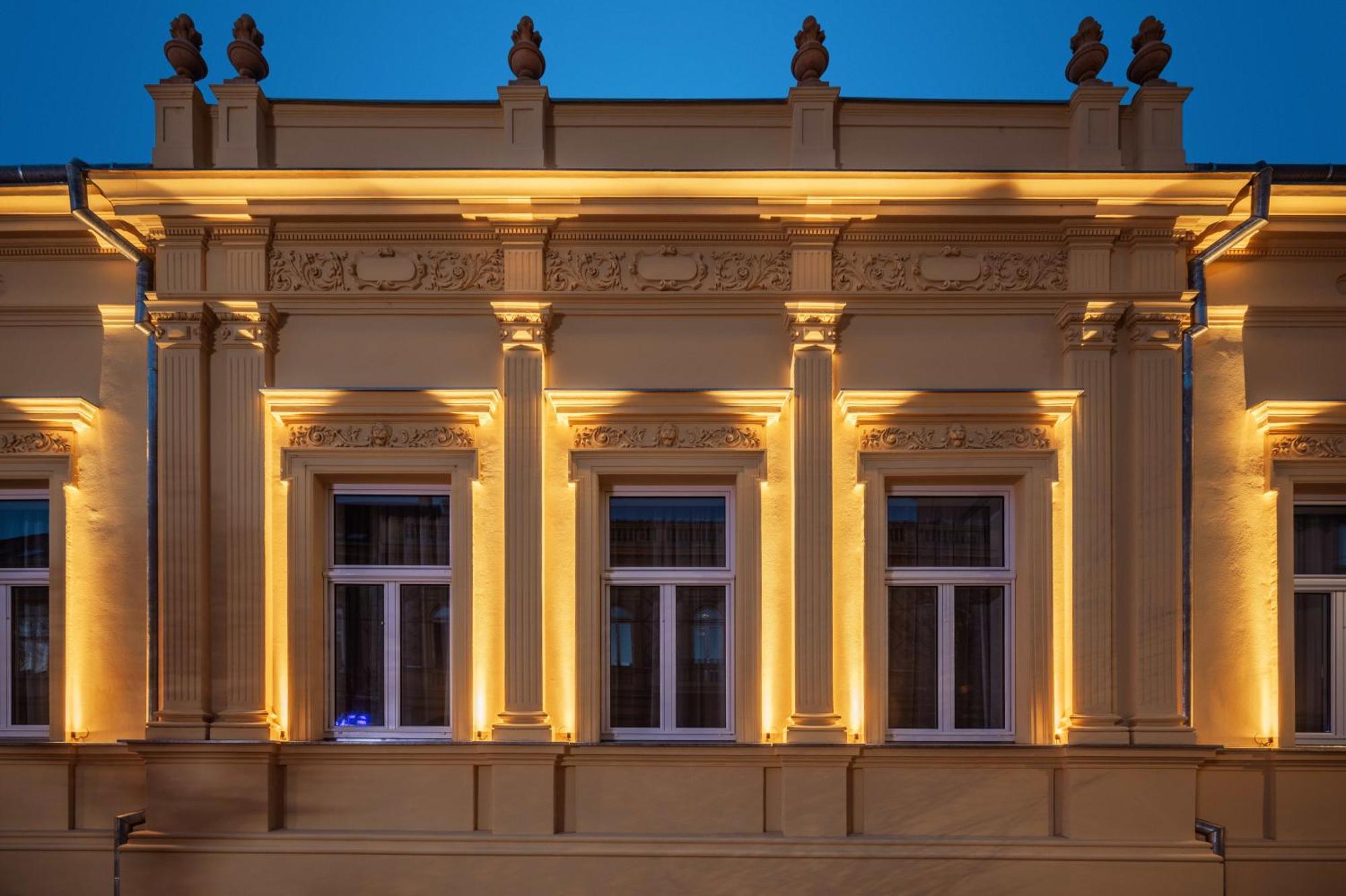 Lavilla Osijek Ngoại thất bức ảnh